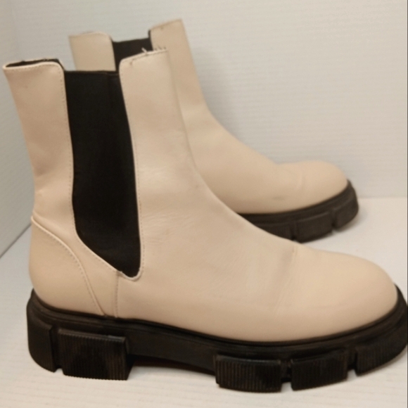 ZARA EUC Leather Heel Lug Sole Ankle Boots Combat Boots Sz 10 - Picture 2 of 9